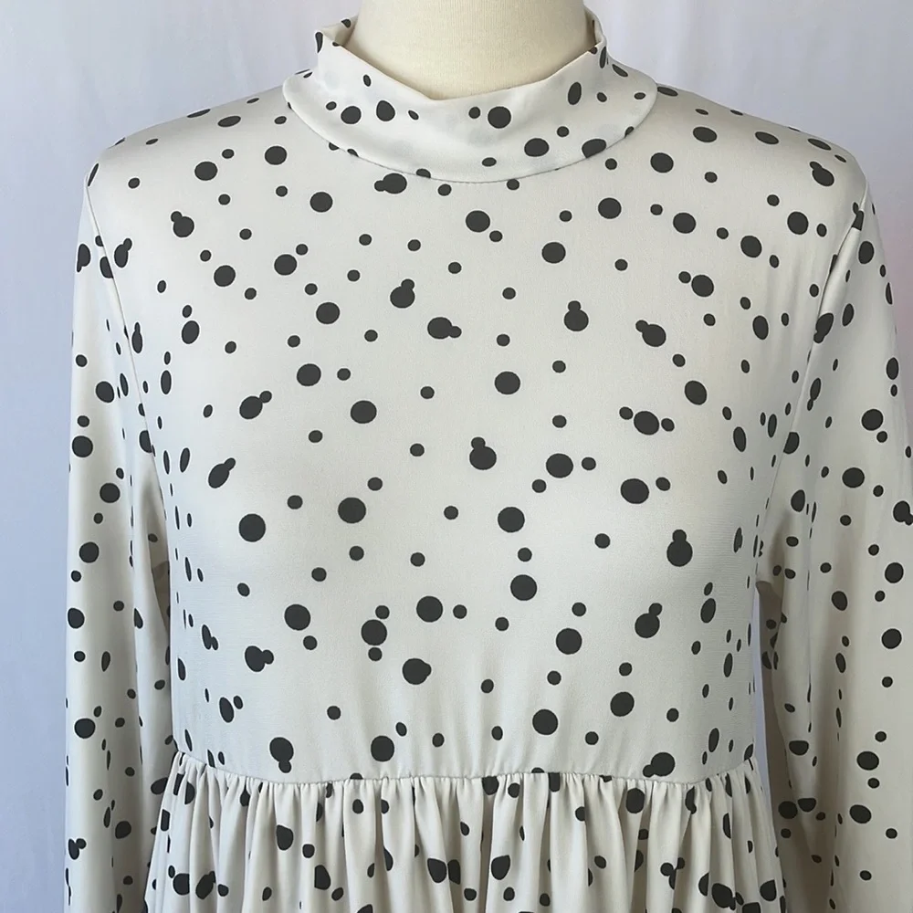 Nasty Gal Cream w/Black Polka Dot Print Mini Dress w/Tiered Elastic Ruching - 6 - Picture 2 of 12